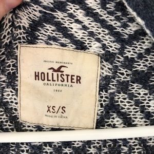 casual Hollister cardigan